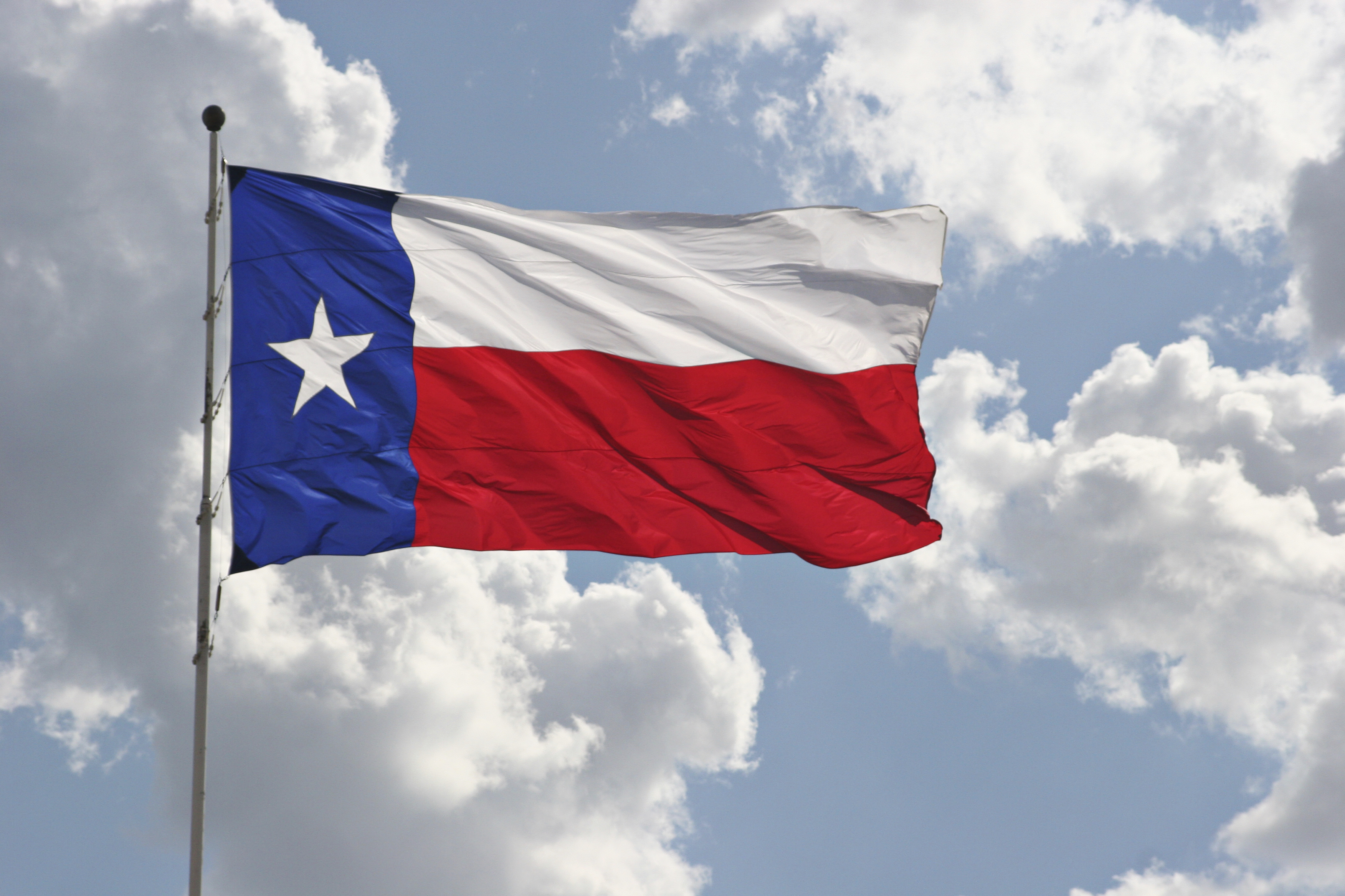 /CMSApp/TTV/media/Blog/Misc/ThinkstockPhotos-92037734-TXflag.jpg?ext=.jpg