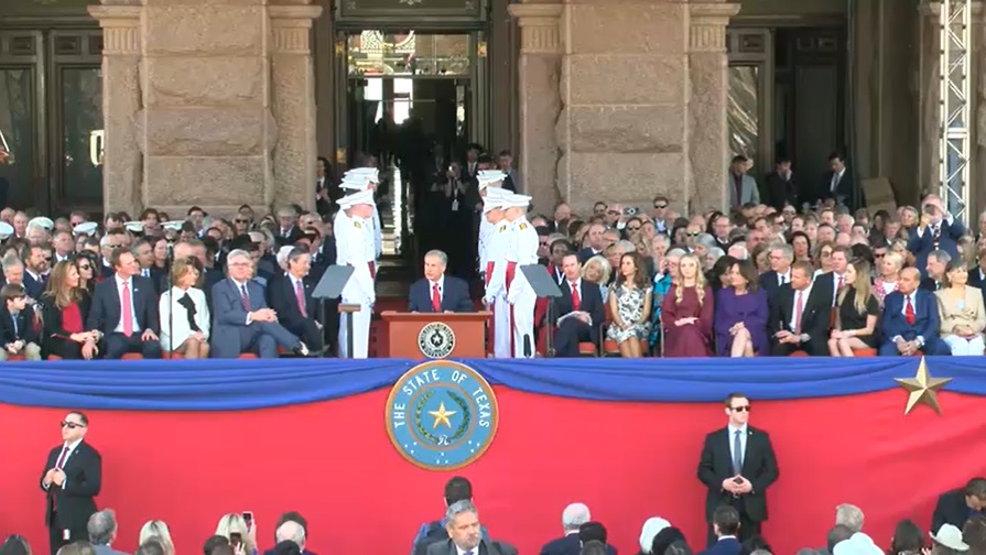 /CMSApp/TTV/media/Blog/TXlege/230117_GregAbbott.jpg?ext=.jpg